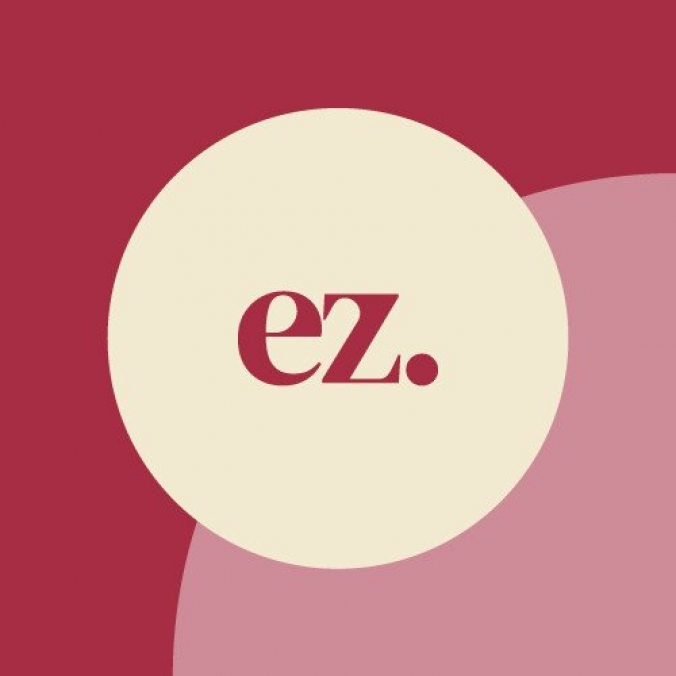 Louvenia Font Preview