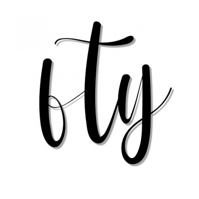 Saturday Melody Font Preview