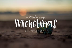 Mickelmas - A Quirky Print Font Download