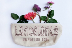 Lancelonte Font Download
