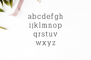 Ahijah A Clean Serif Typeface Font Download