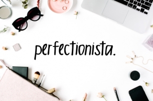 Perfectionista Font Download