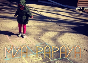 Mya Papaya Font Download