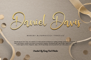 Daniel Davis Font Download
