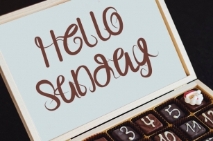 Slowly Mos Font Download