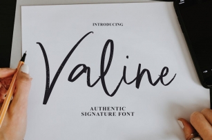 Valine Brush Font Download