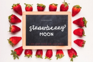 Strawberry Moon Font Download
