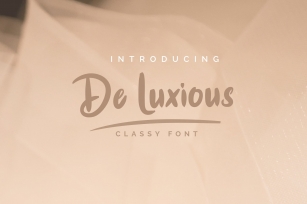 De Luxious Font Download