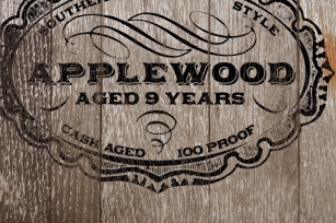 Applewood Family Font Download