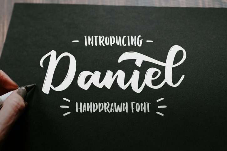 Daniel Script - Font Duo Font Download