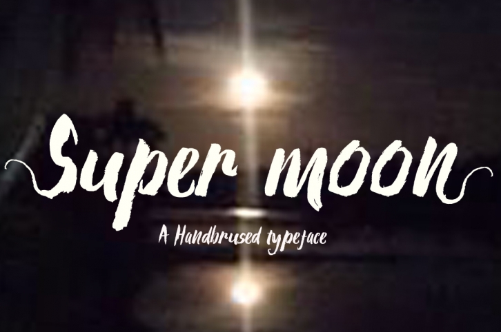 Super moon Font Download