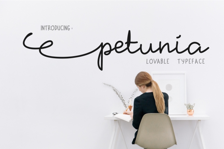 Petunia Font Download