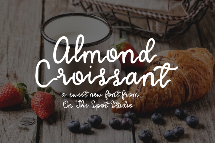 Almond Croissant Font Download