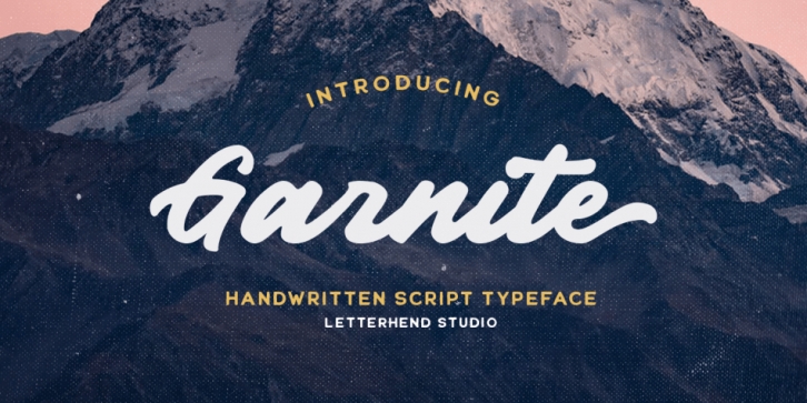 Garnite Font Download