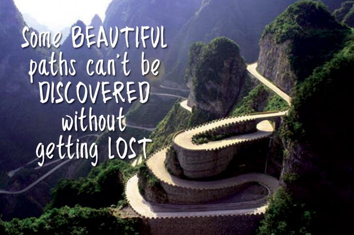 Sencillo Hand Drawn Font Download