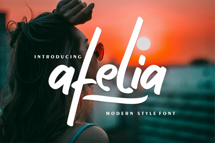 Afelia | Modern Style Font Font Download