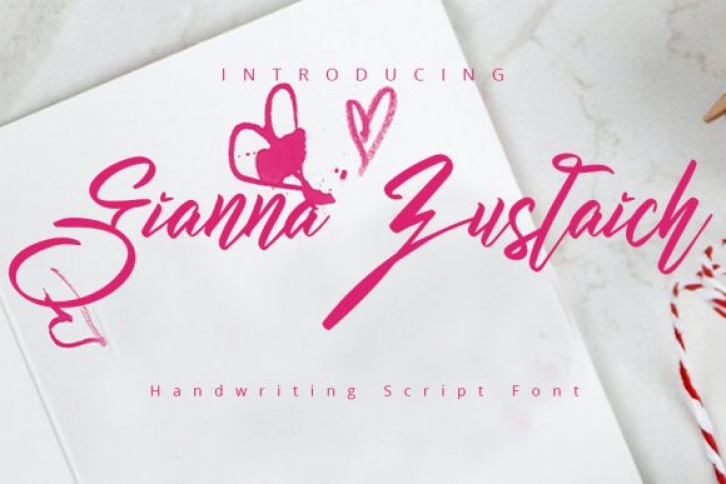 Gianna Zuslaich Font Download