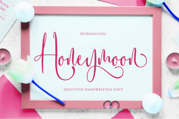 Honeymoon script Font Download