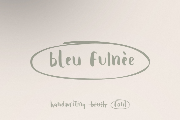 Bleu Fumèe Font Download