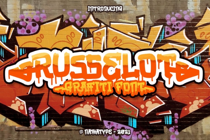 Russelot Font Download