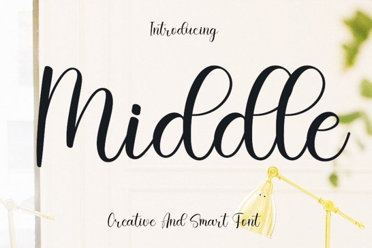 Middle Font Download