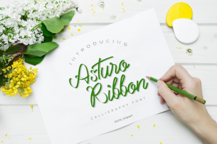 Asturo Ribbon Font Download