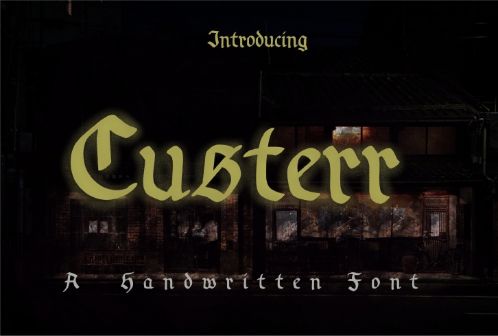 Custerr Font Download