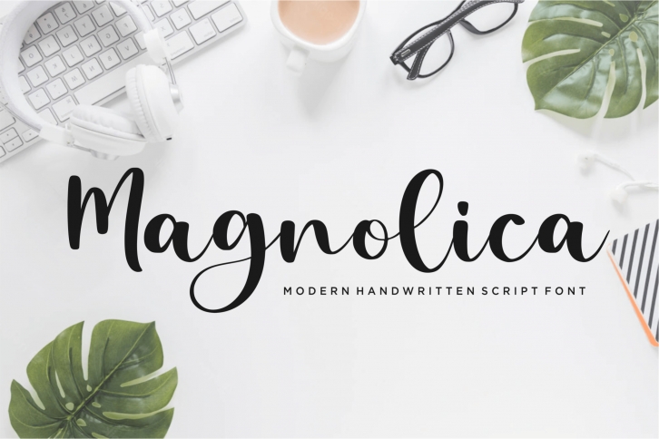 Magnolica Font Download