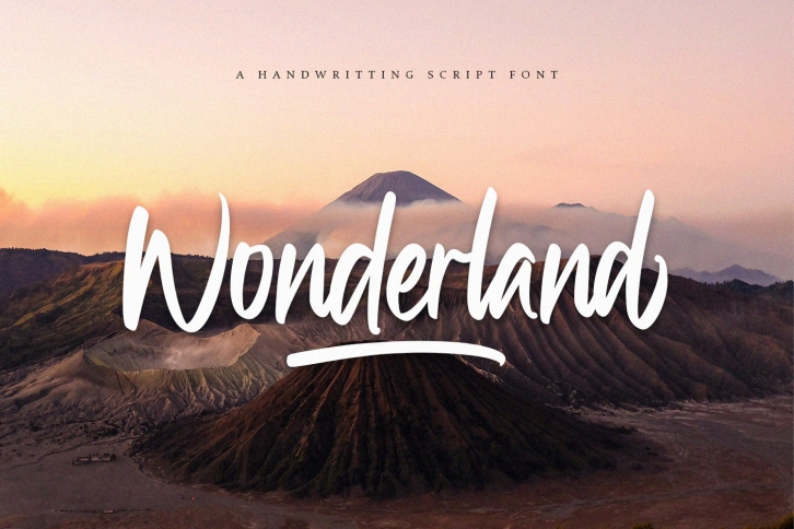 Wonderland Font Download