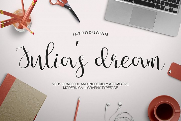 Julia's dream Font Download