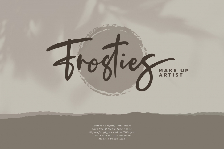 The Fashionist + Extras Font Download