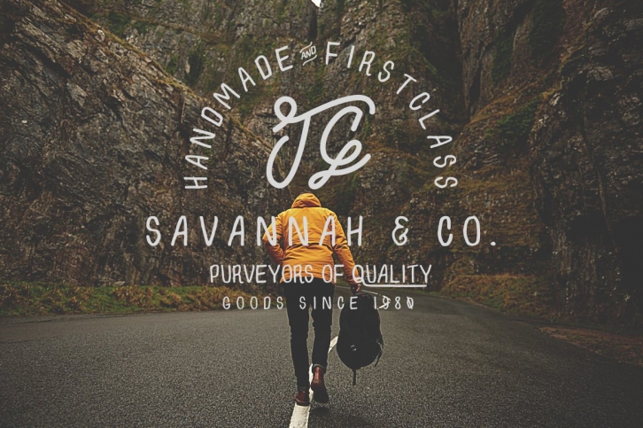 Savannah  Co Font Download